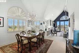 Photo #4: 41105789 Listing