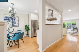 Photo #2: 41105801 Listing 