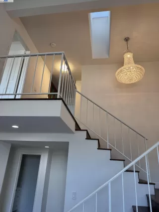 Photo #5: 41105907 Listing 