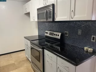 Photo #6: 41105913 Listing 