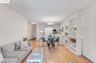 Photo #6: 41105969 Listing