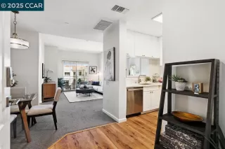 Photo #4: 41106006 Listing 