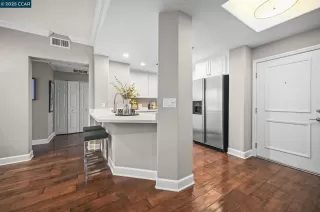 Photo #6: 41106036 Listing