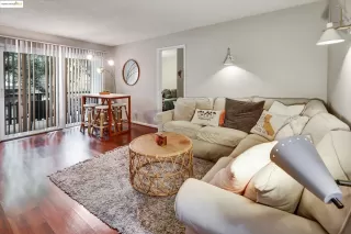 Photo #2: 41106063 Listing