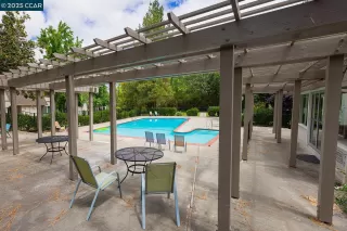 Photo #4: 41106113 Listing