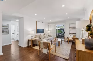 Photo #2: 41106175 Listing