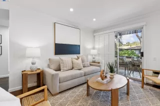 Photo #3: 41106175 Listing