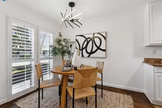 Photo #5: 41106175 Listing