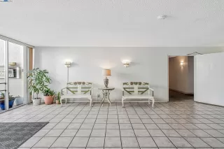 Photo #5: 41106198 Listing