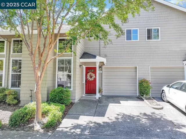 MLS: 41106290 Condo For Sale