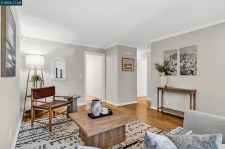 Photo #5: 41106323 Listing 