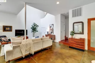 Photo #6: 41106325 Listing