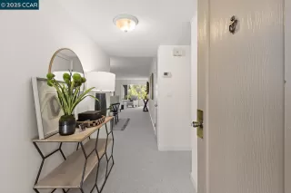 Photo #2: 41106387 Listing 