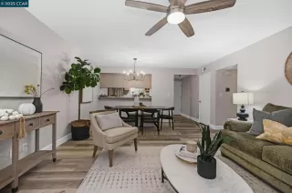 Photo #4: 41106402 Listing