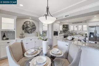 Photo #2: 41106404 Listing