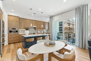 Photo #6: 41106417 Listing