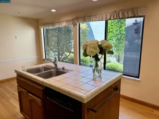 Photo #6: 41106418 Listing