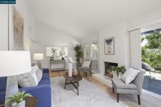 Photo #2: 41106429 Listing