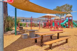 Photo #6: 41106471 Listing