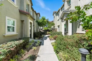 Photo #2: 41106508 Listing