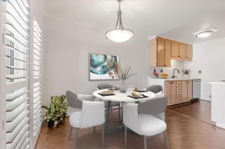 Photo #5: 41106612 Listing 