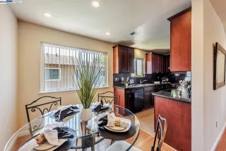 Photo #6: 41106623 Listing