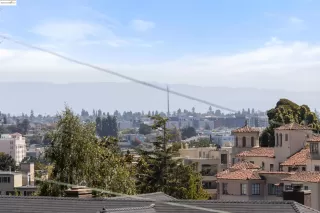 Photo #6: 41106645 Listing