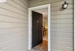 Photo #5: 41106695 Listing