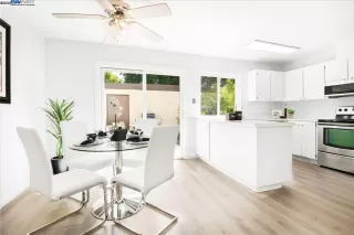 Photo #3: 41106712 Listing