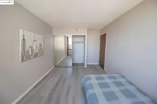 Photo #2: 41106796 Listing