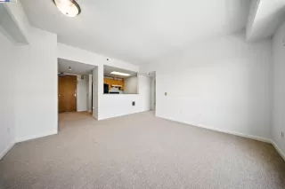 Photo #6: 41106803 Listing