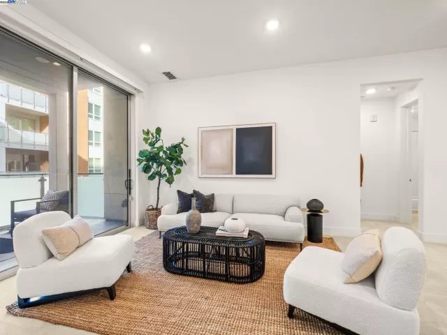 MLS: 41106860 Condo For Sale