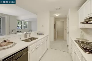 Photo #5: 41106911 Listing 