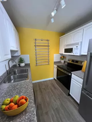 Photo #5: 41106934 Listing 