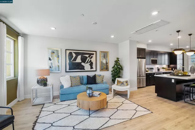 MLS: 41106935 Condo For Sale