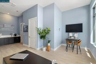 Photo #6: 41106935 Listing