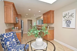 Photo #6: 41107039 Listing