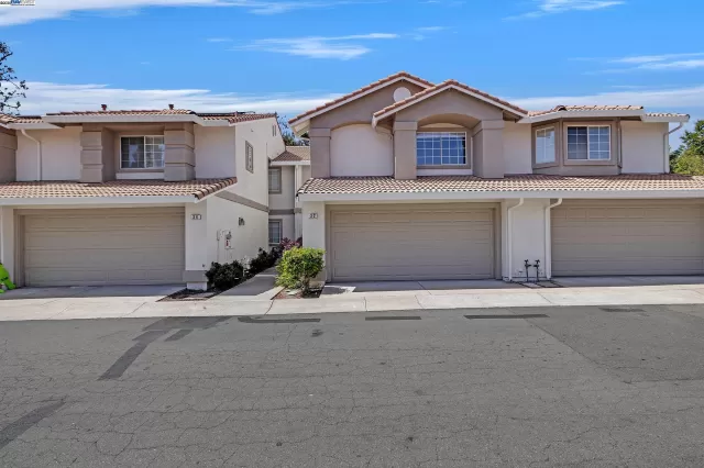 MLS: 41107108 Condo For Sale