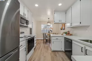 Photo #4: 41107108 Listing