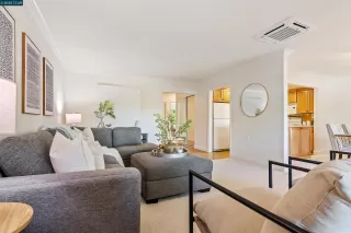 Photo #6: 41107151 Listing 