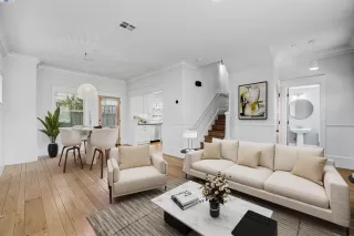 Photo #3: 41107216 Listing