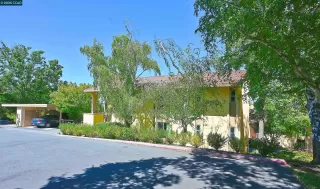 Photo #3: 41107243 Listing