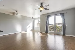 More Details about MLS # 41107253 : 1020 JACKSON ST # 302