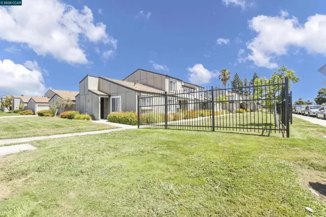 MLS: 41107255 Condo For Sale