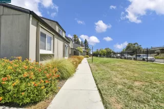 Photo #2: 41107255 Listing 