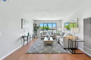 Photo #2: 41107256 Listing 