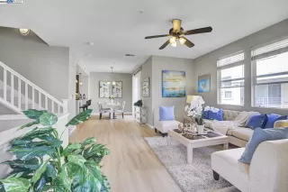 Photo #4: 41107278 Listing