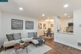 More Details about MLS # 41107290 : 665 DARTMORE LN # 155