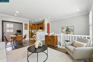 Photo #2: 41107300 Listing