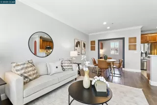 Photo #3: 41107300 Listing
